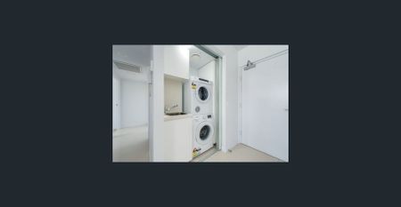 Spacious Furnished 2 Bedroom Apartment In The Heart Of Southport - Photo 5