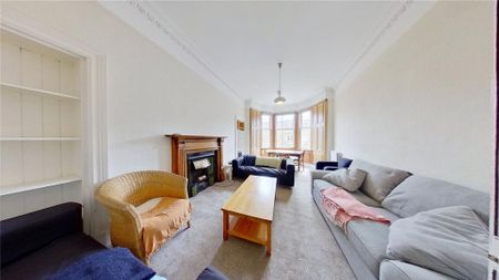 3 bedroom flat to rent - Photo 2