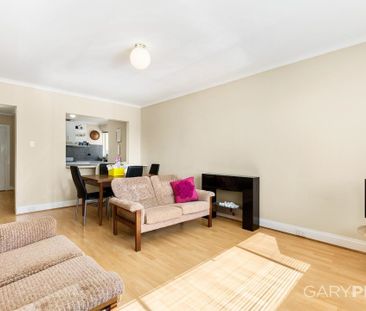 8/12 Brentwood Street, Bentleigh VIC 3204 - Apartment For Rent | Do... - Photo 2