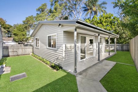 Two-Bedroom Granny Flat with Private Garden - Photo 4