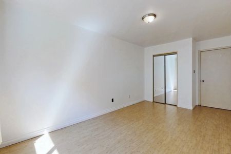 For Lease - 137 Angus Drive Unit# Lower, Toronto, Ontario - Photo 3