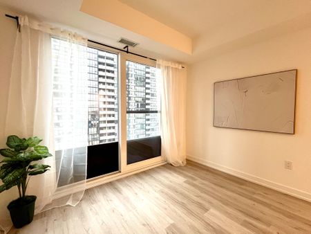 For Lease - 395 Square One Drive Unit# 709, Mississauga, Ontario - Photo 2