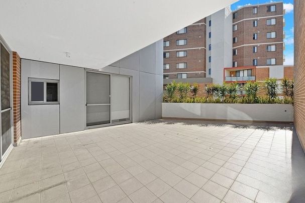 Centrally located in Lidcombe for a modern, convenient lifestyle - Photo 1