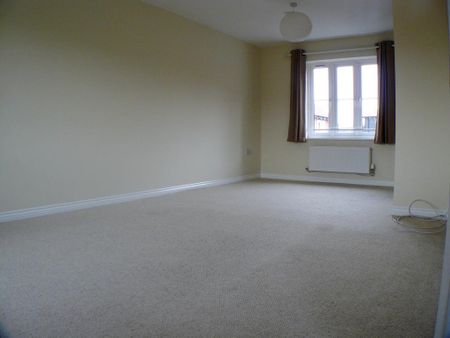 2 bedroom coach house to rent - Photo 3