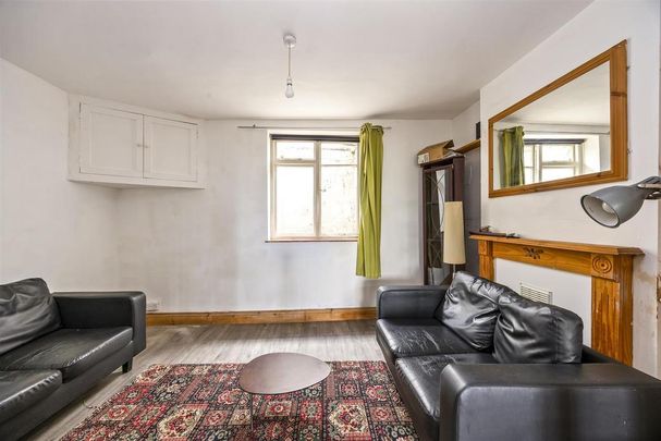 4 bedroom house share to rent - Photo 1