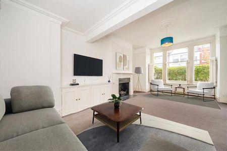 5 bedroom terraced house to rent - Photo 2