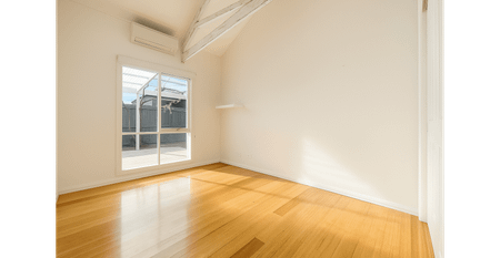 Warm, Inviting and Wonderfully Convenient - Photo 4