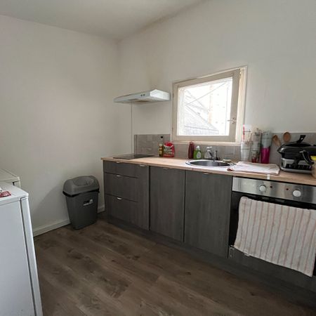 Location Appartement 2 pièces 42m² - Photo 3