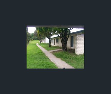 2 BEDROOM UNIT IN CONVENIENT LOCATION - Photo 2