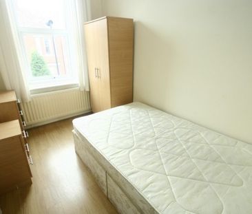 3 Bed - Simonside Terrace, Heaton, Ne6 - Photo 1