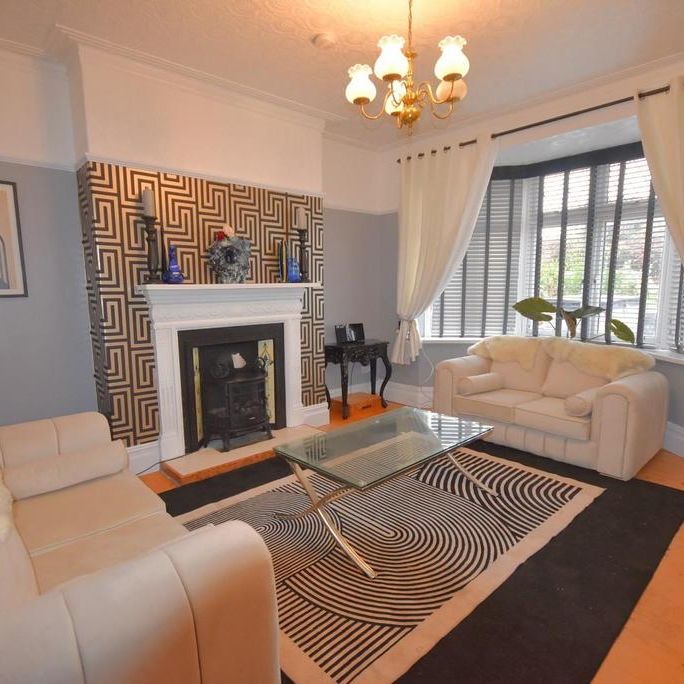 4 bedroom semi-detached house to rent - Photo 1