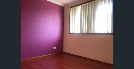 Immaculate 3-Bedroom Home in a Quiet Minto Street - Photo 4