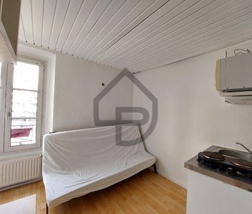 STUDIO MEUBLE DE 11 M² - Photo 2