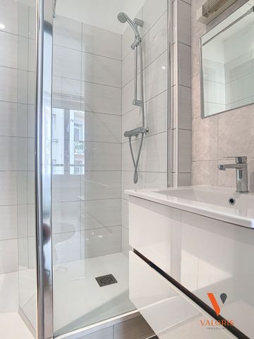 Location Appartement 2 pièces 25m² GRENOBLE 38000 - Photo 4