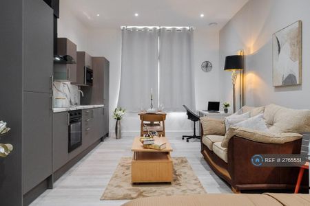 1 bedroom flat to rent - Photo 5