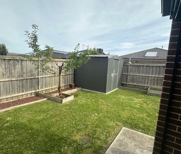 Clyde North - Photo 3