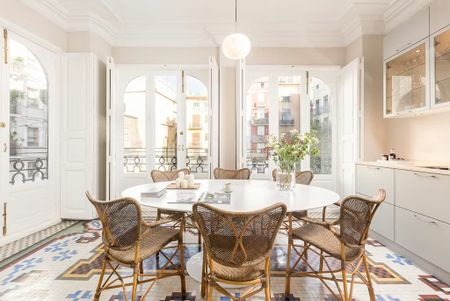 Calle Cambios, Valencia, Valencian Community 46001 - Photo 2