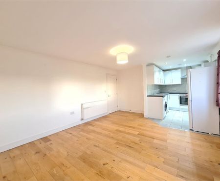 Flat 15, Riverside Court, Biggleswade - Photo 4