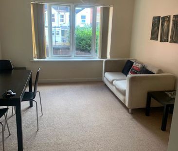 Apt 8 Caister Hall - Photo 6