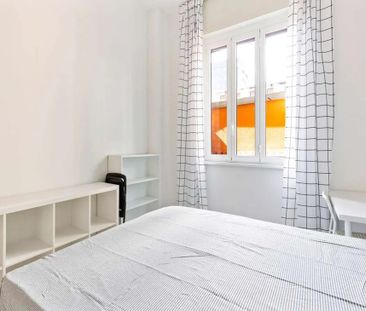 Via Pantigliate, Milan, Lombardy 20147 - Photo 4