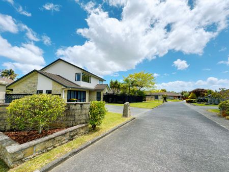 Tidy Family Home - Photo 4