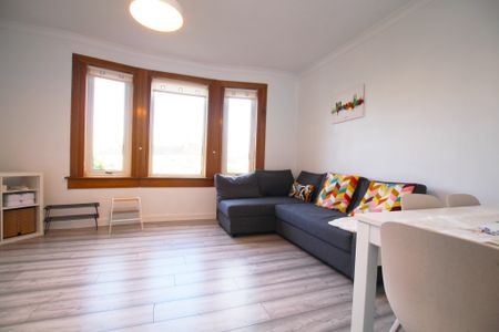 Stronvar Drive, Scotstounhill, Glasgow - Photo 2