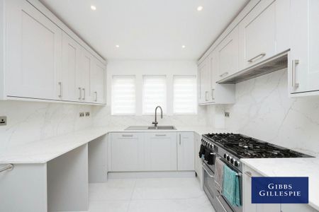 3 bedroom detached house to rent - Photo 4