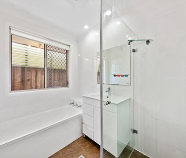 32 Catalpa Grove, Menai NSW 2234 - House For Rent | Domain - Photo 5