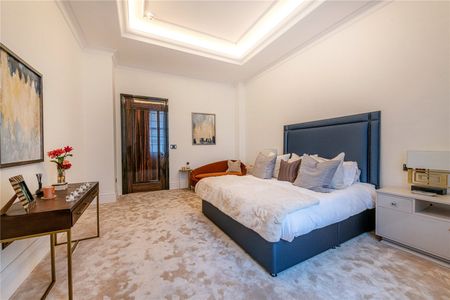 An Exclusive Two Bedroom Apartment in the Corinthia Residences - Photo 3