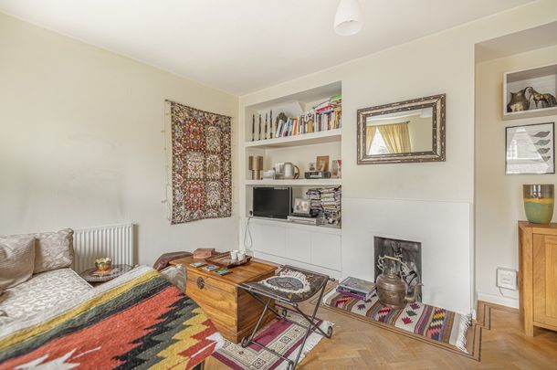 Flat to rent - Fulthorp Road, London, SE3 - Photo 1