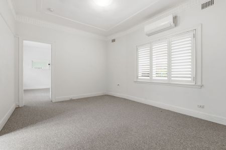 1 Bedroom apartment with additional study/sunroom - Photo 3