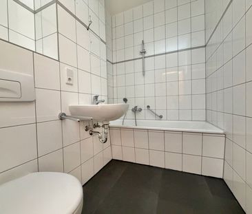 3 Zimmer • auf dem Kaßberg •. in Chemnitz • zur Miete • mit Balkon ... - Photo 3