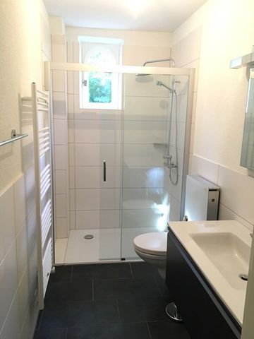 Charmante 2.0-Zimmerwohnung mit gedeckter Terrasse - Photo 5