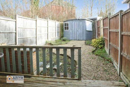 2 bedroom terraced house to rent - Photo 5