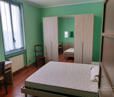 Ampia stanza matrimoniale Piazzale Lugano (Bovisa) - Photo 2