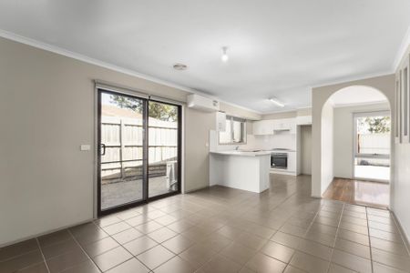 Inviting 3 Bedroom Home – A Must-See! - Photo 4
