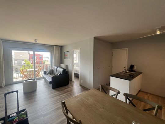 Prachtig gemeubeld 2 kamer appartement inlusief binnenparking - Foto 1