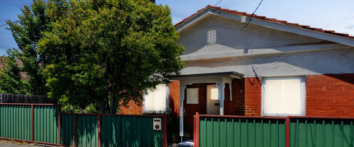 Charming 3-Bedroom Home in the Heart of St Kilda - Photo 1