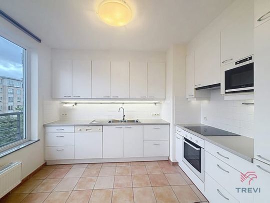 Appartement te huur - Photo 1