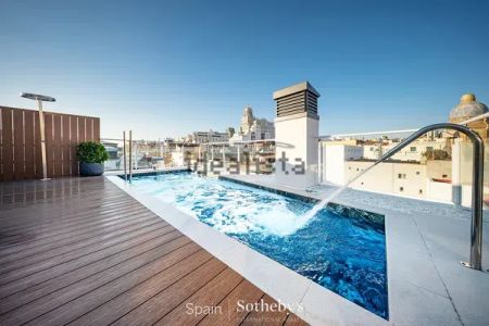 Alquiler de piso en Calle de la Virgen de los Peligros - Foto 2