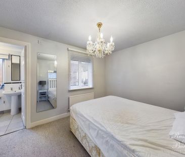 3 bedroom detached house to rent - Photo 3