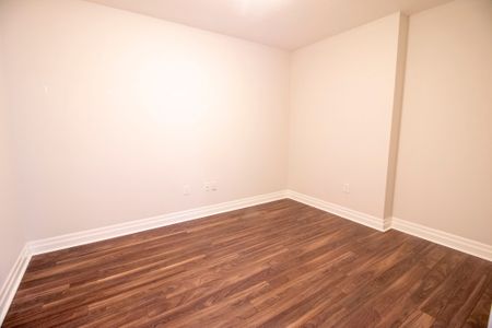 For Lease - 260 Village Walk Boulevard Unit# 512, London North, Ontario - Photo 4