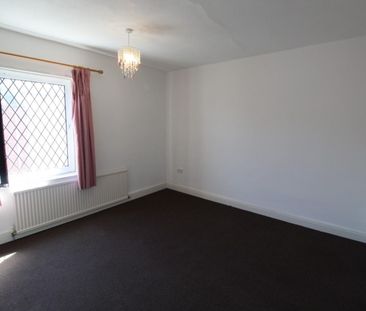 Heald Street, Off Healdfield Road, Castleford, WF10 4LS - Photo 5