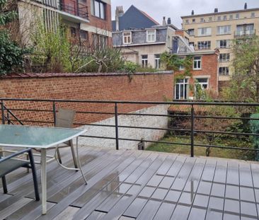 IXELLES : REZ-DE-CHAUSSEE 1 CHAMBRE MEUBLE + TERRASSE - Ixelles - Photo 3