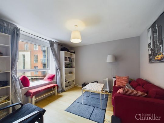 12a Tyrone House 30 Adelaide Street, Belfast, BT2 8HH - Photo 1