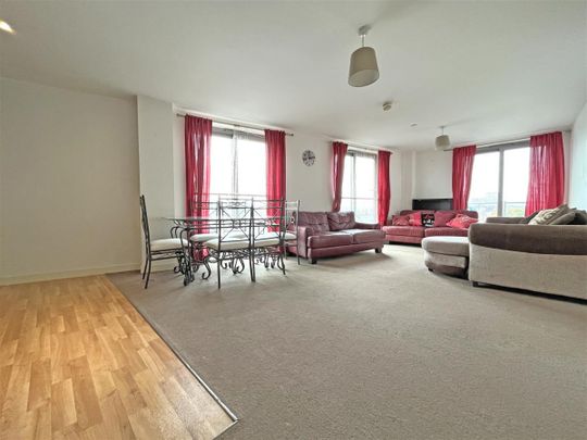 2 bedroom Apartment to rent - Photo 1