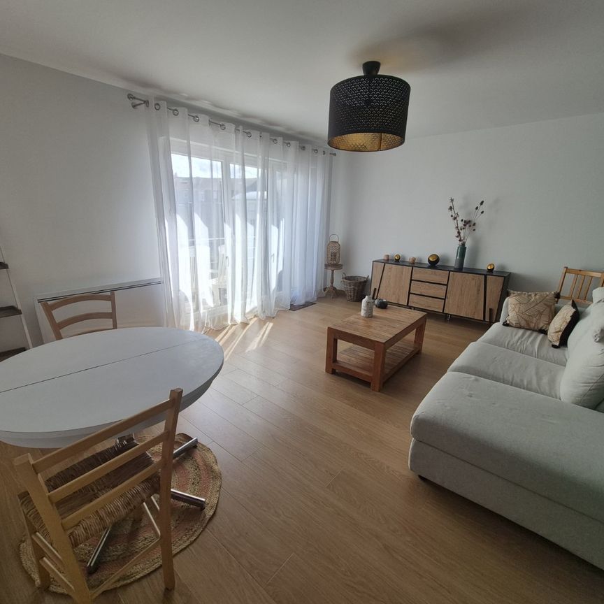 Location Appartement 3 pièces 65m² LILLE 59000 - Photo 1