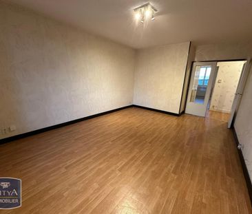 Location Appartement 2 pièces 52m² CHATEAUROUX 36000 - Photo 4