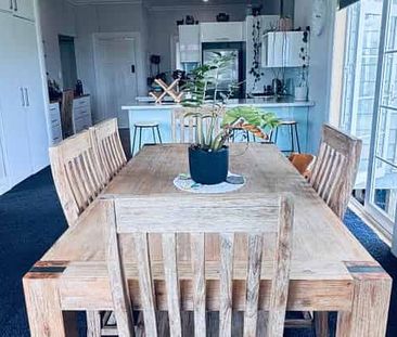 4 bedroom family home, Parua Bay - Photo 1