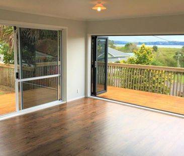 Te Atatu Peninsula, 1/69 Totara Road - Photo 1